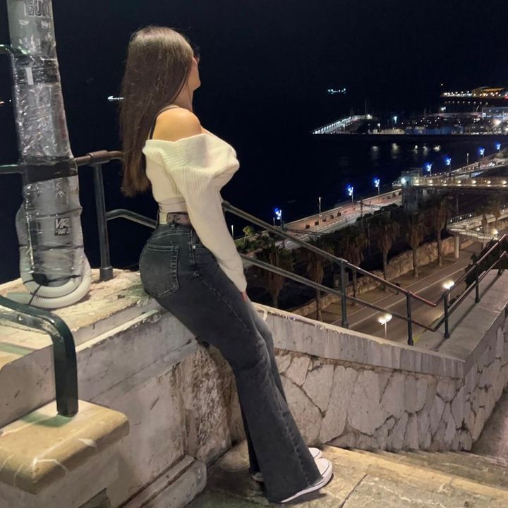 @_ainaraa.r