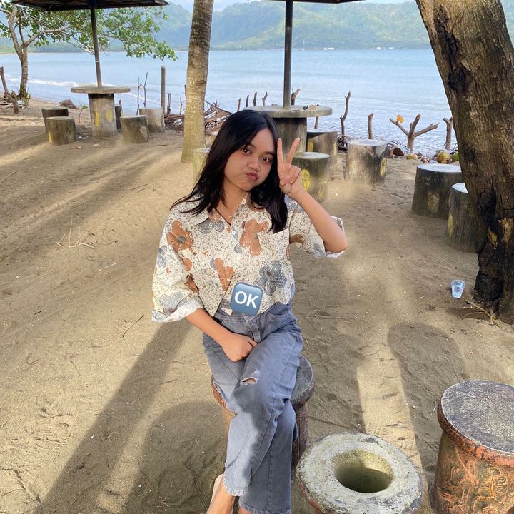 @_rellputri