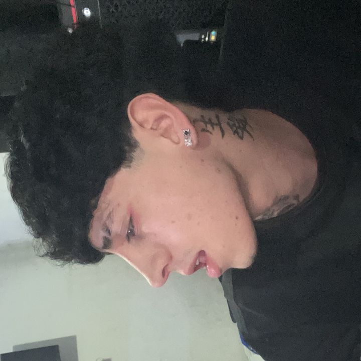 @alejoggx