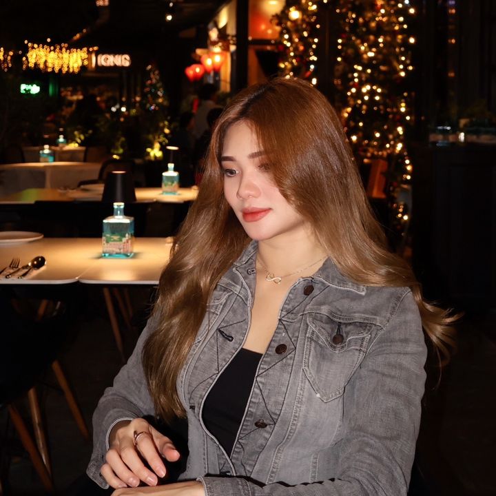 @anjelaraa_