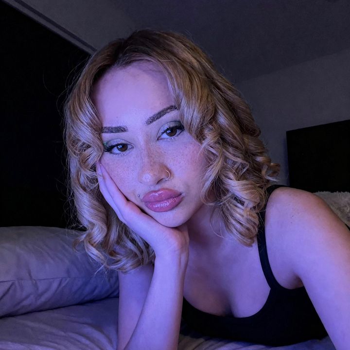 @bensena7_
