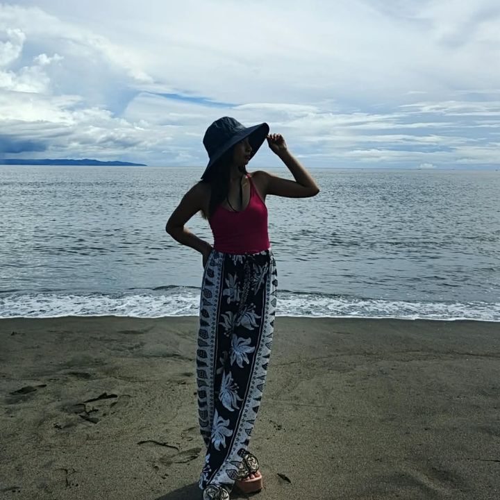 @biniyellowgirl24