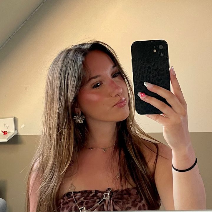 @clem_secretacc