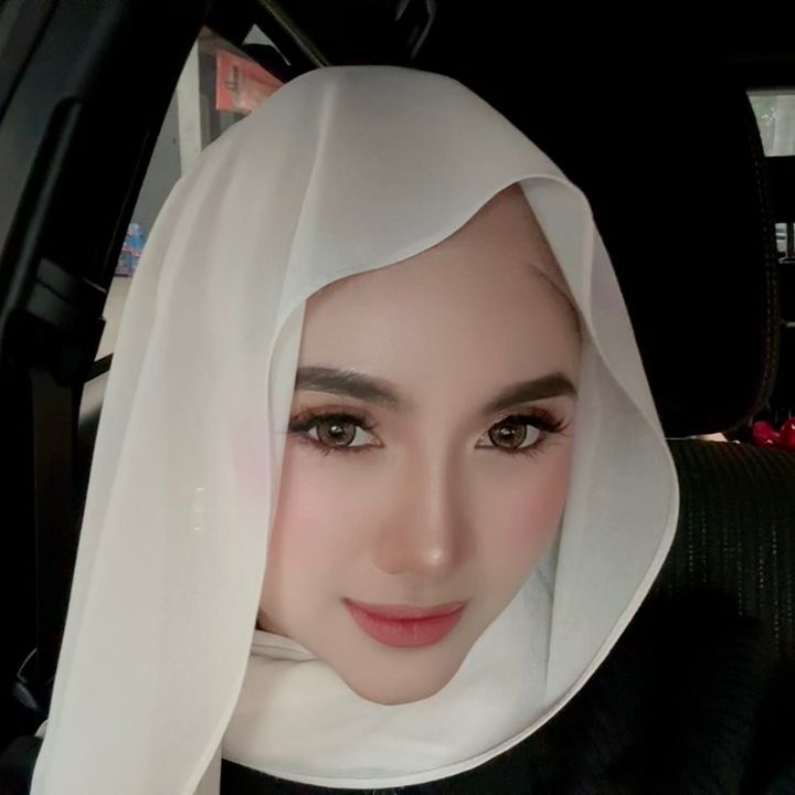 @eeluny_