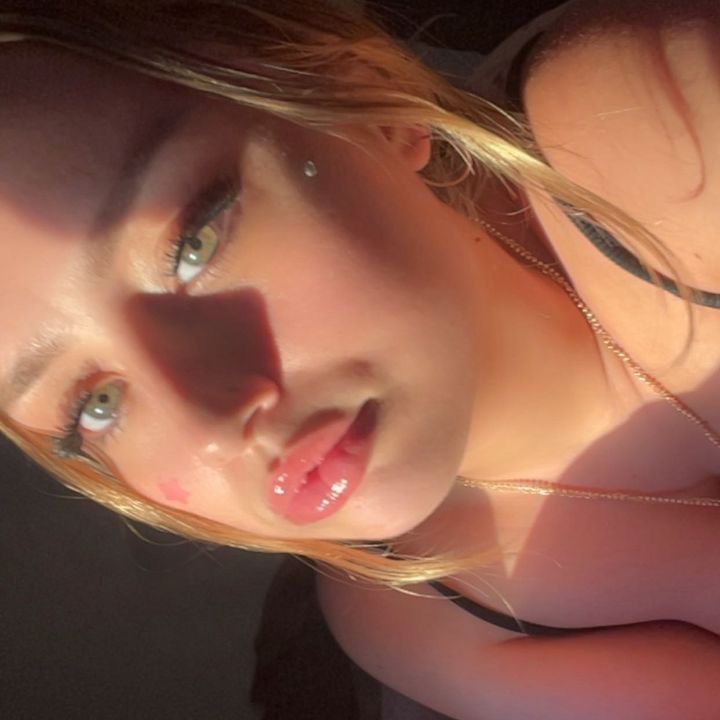 @elinastxx