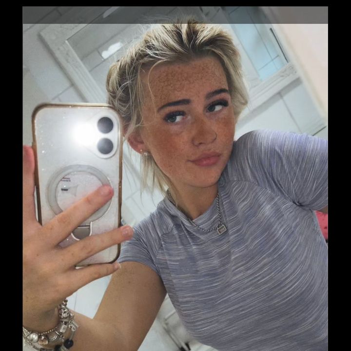 @ellz_.8