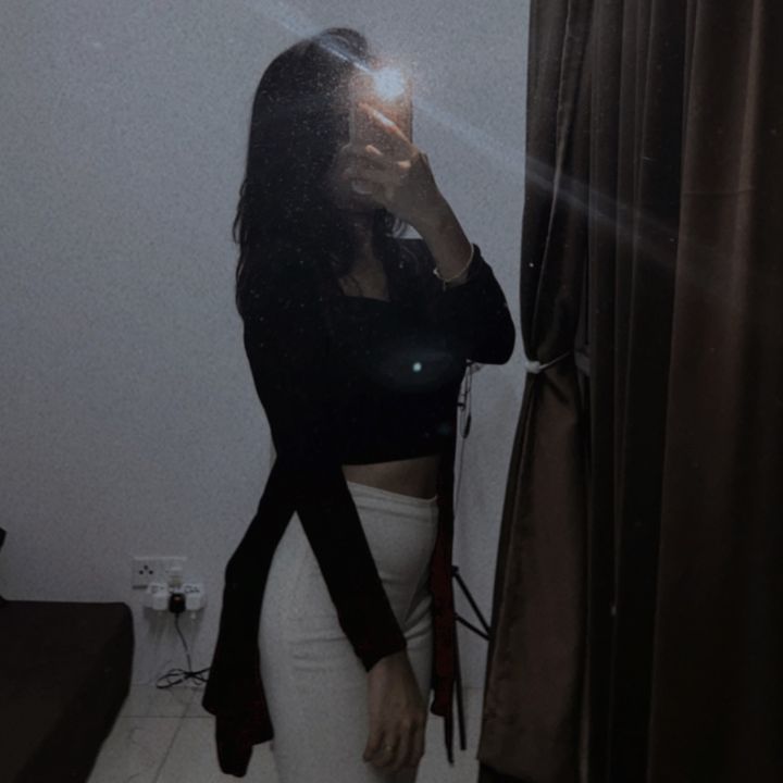 @felnatasha_