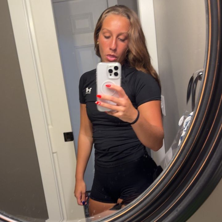 @haileykamphuis