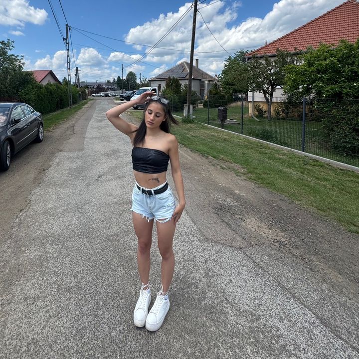 @hencsi000