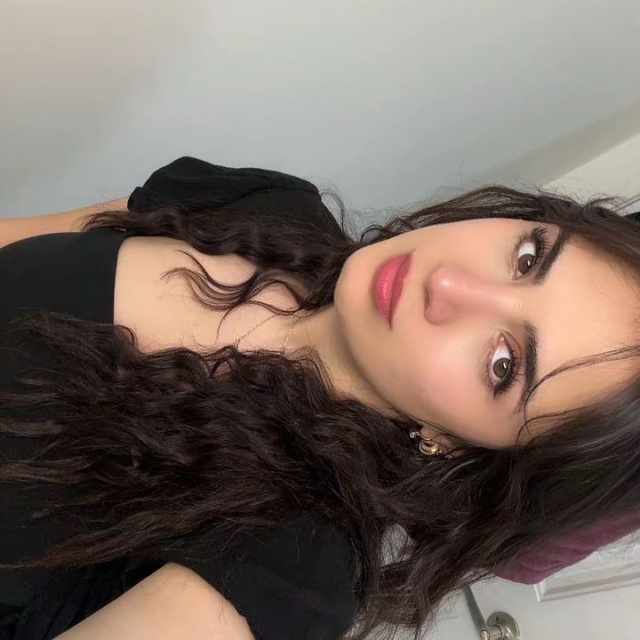 @hifellowstranger