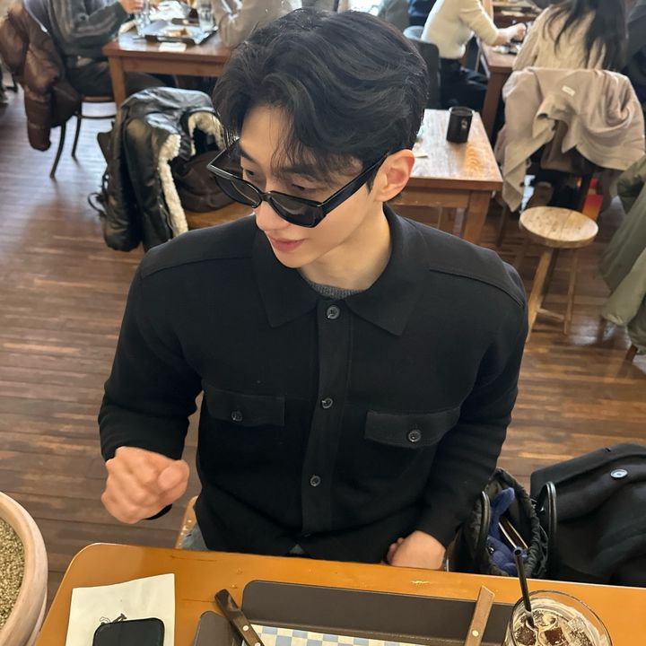 @j_hyukk