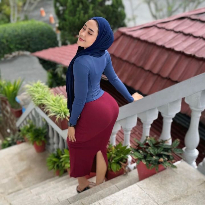 @khairaninana