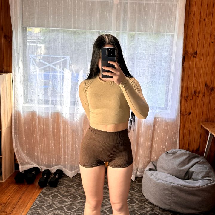 @kisslilyanne