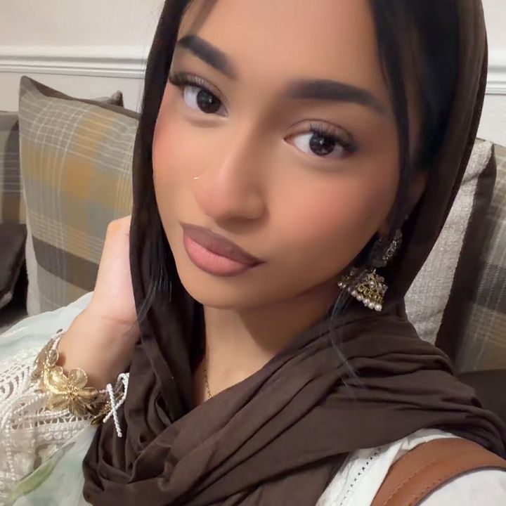 @labeebahakther_