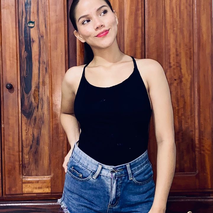 @leslie_lianez