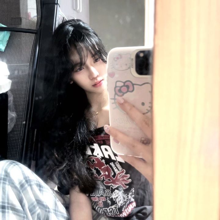@lookingfornovv