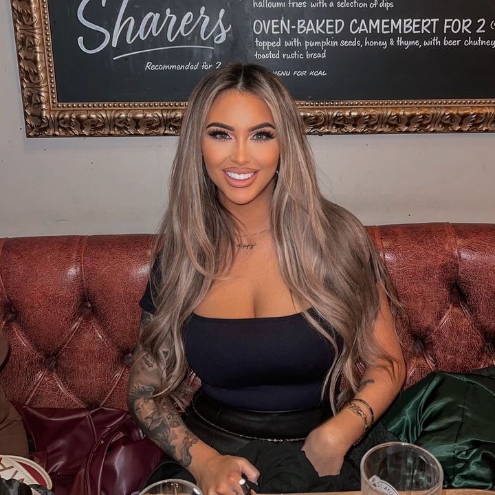 @makeup.cher