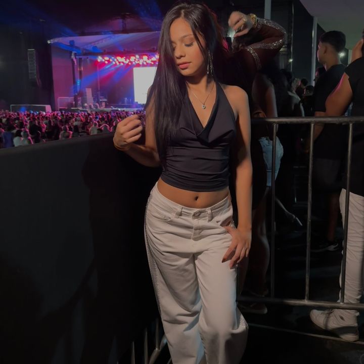 @mariajumr_