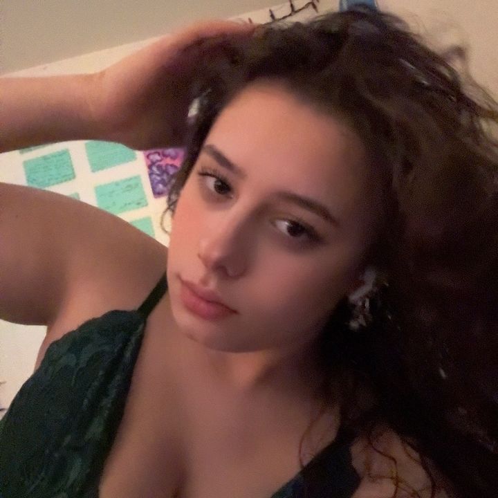 @marie444810