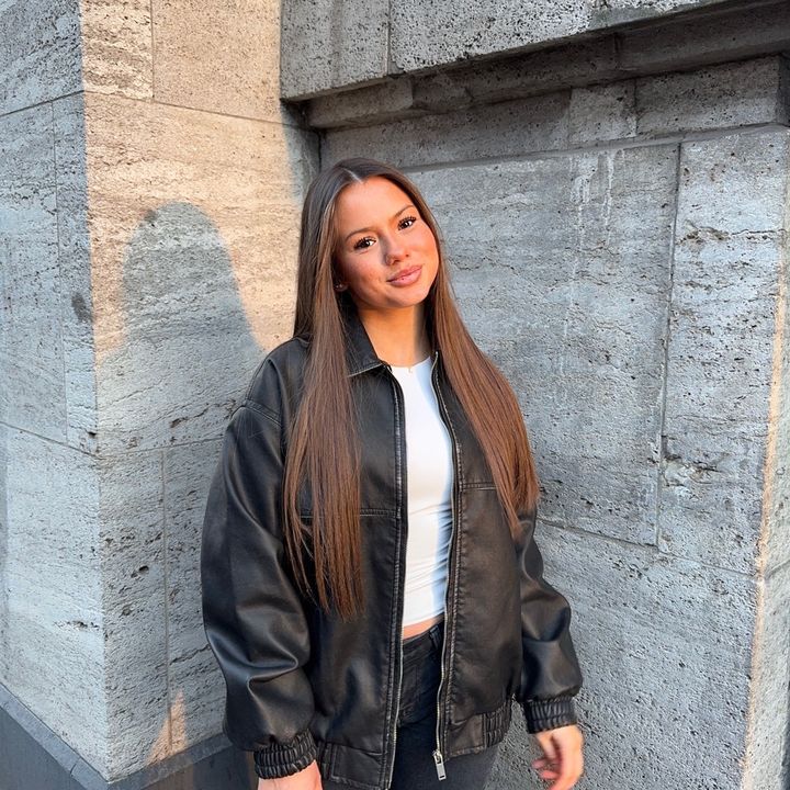 @mariella.smn