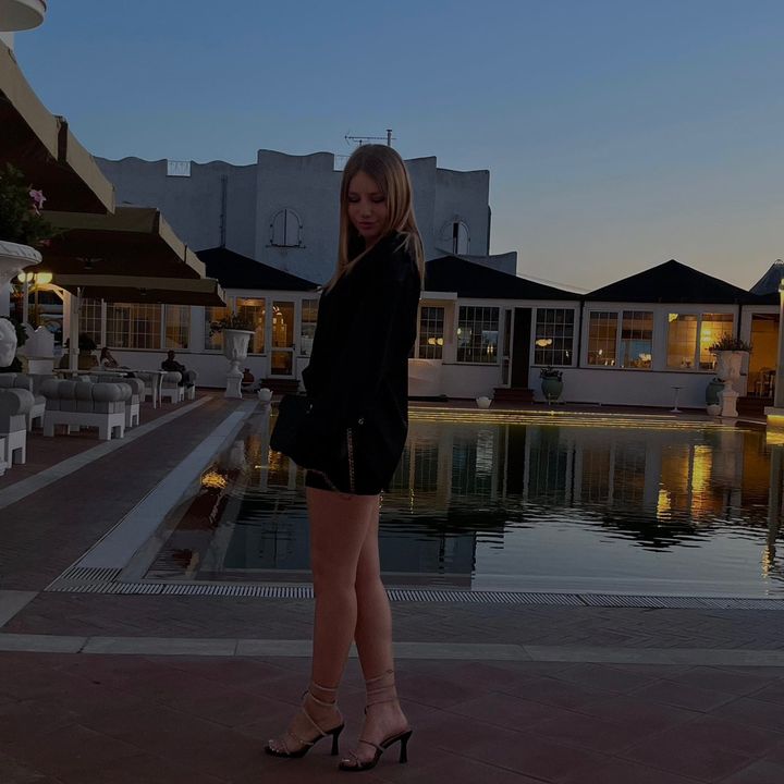 @martina.renzelli