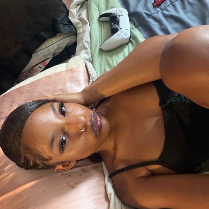@prettytittyuser