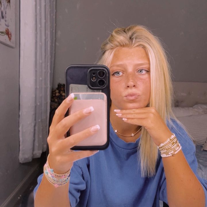 @rileighjohnston