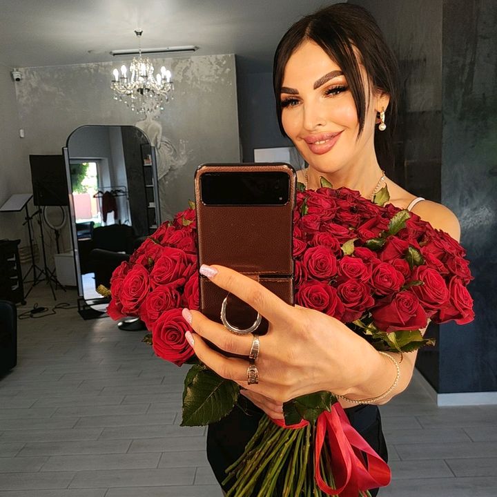 @rozatiktok6668