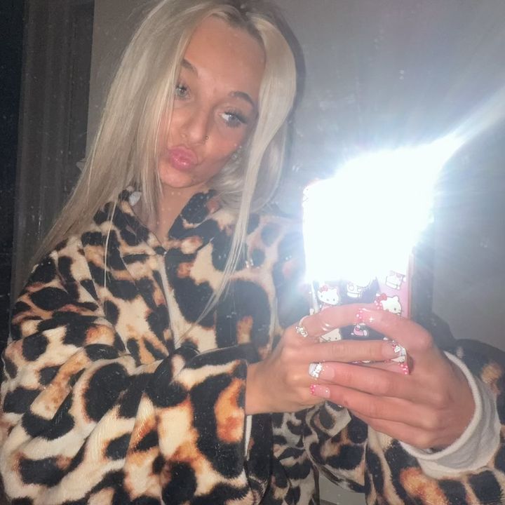 @sarahbondxo