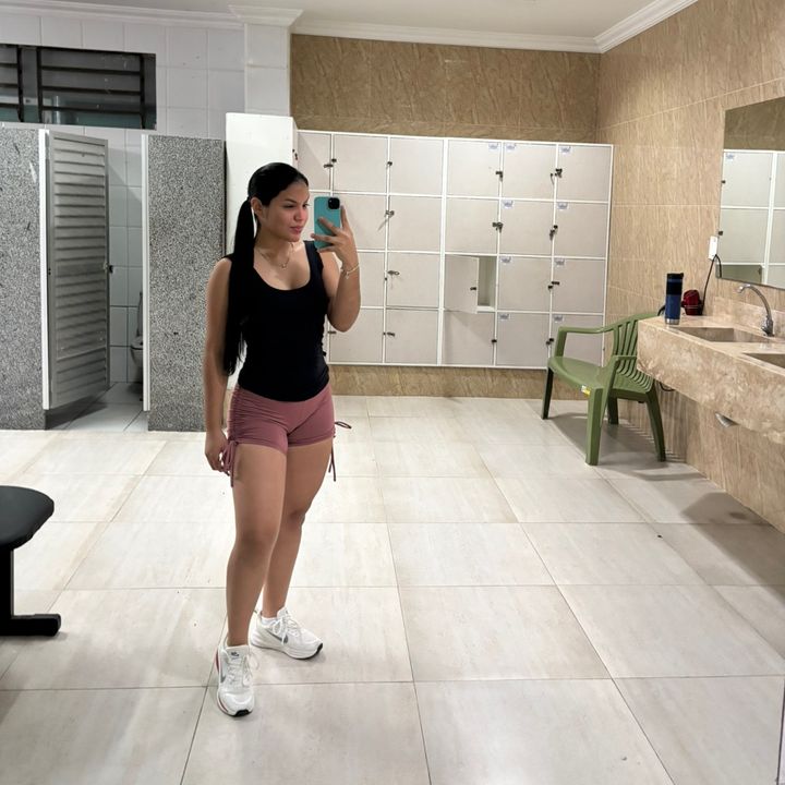 @suganni_