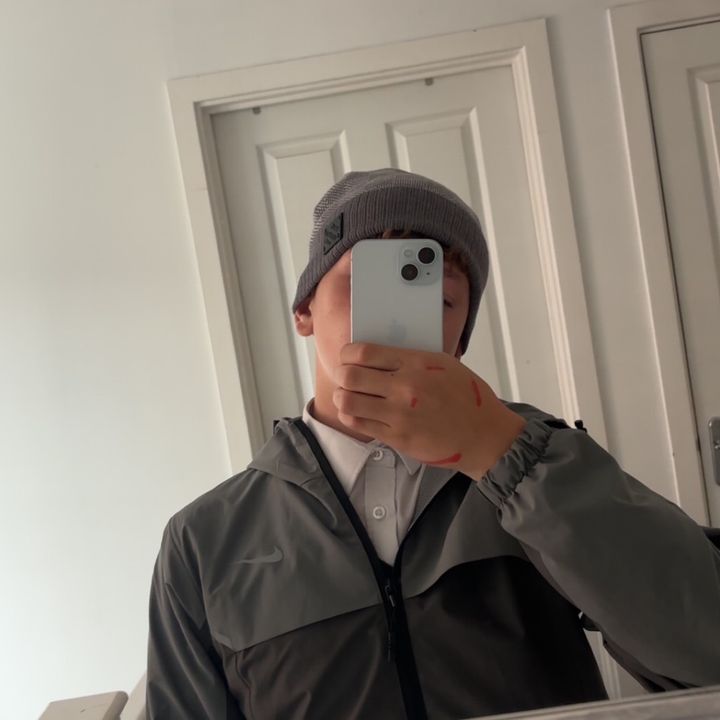 @uknown.alf