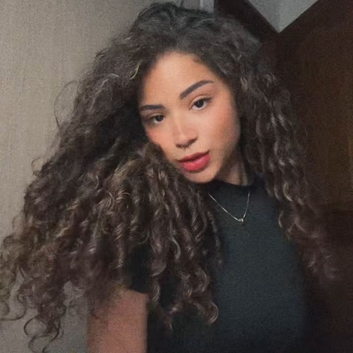 @valiqueen09