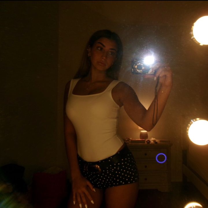 @yourfavvvbrunetteeee