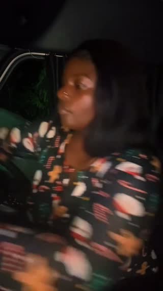 Live from @theesnackzstunna