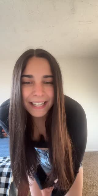 TikTok live: sup by @miklofi