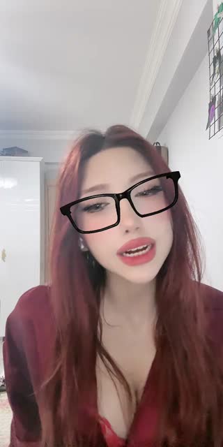 @elaluw0 TikTok live from 2026-05-08