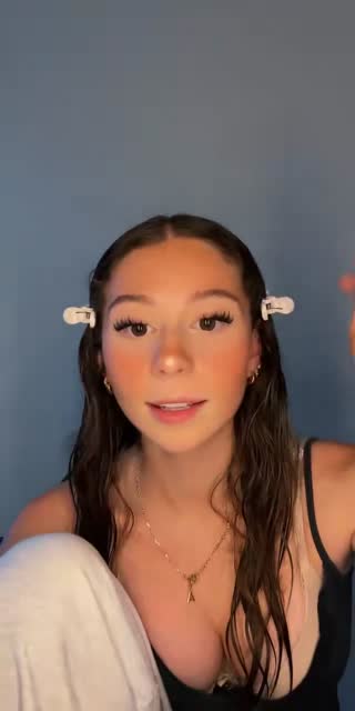 @ava.estradaa TikTok live from 2026-05-09
