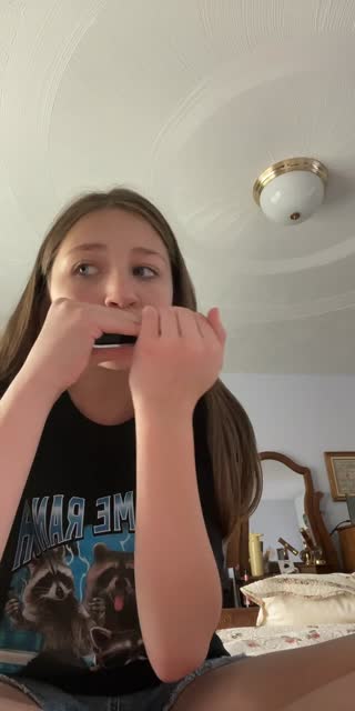 TikTok live: Playing with my slime! 🐌 by @.dreamy.bead.deli