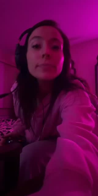 TikTok live: Come chat with me today ❤️😘 by @sarahrupard20