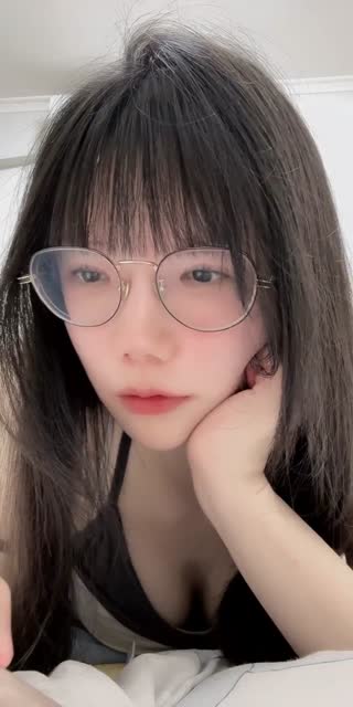 TikTok live: 求哥哥守护 by @fl01178