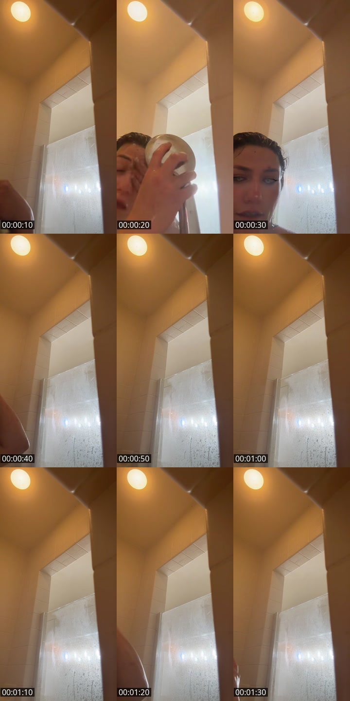 TikTok live: Ever so quaintly mobbing 🤙🏽 by @catalinanative