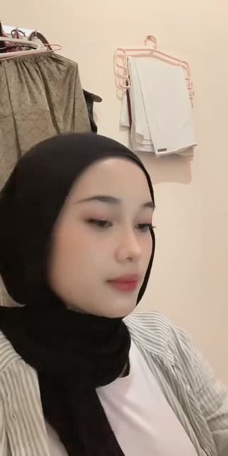 TikTok live: bntar by @ezashbby