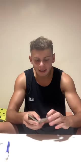 TikTok live: Trucoo en vivo by @luciano.villanueva