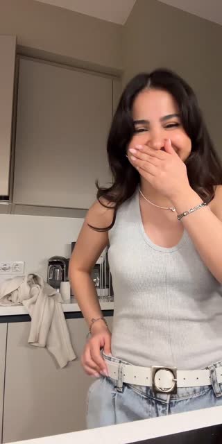 TikTok live: Tatlı(ben) by @yagmurerroglu