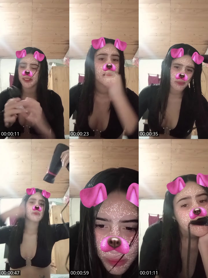 TikTok live: . by @zoe.agostina09