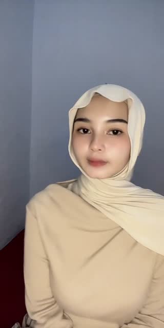 TikTok live: Sehat selalu kalian ❤️ by @nurulazizahn.a