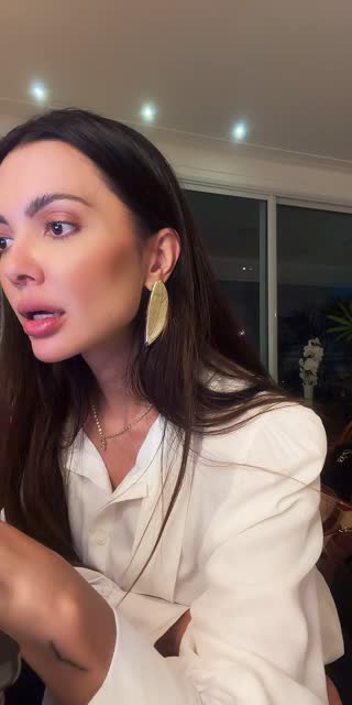 TikTok live: Melhor marca de bolsa e cinto by @caravierimilano