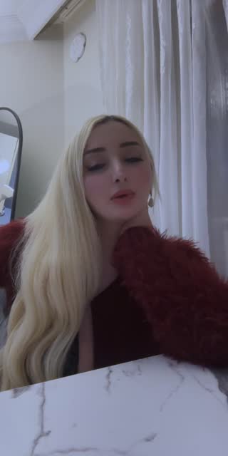 @burcuakyz3 TikTok live from 2026-04-27