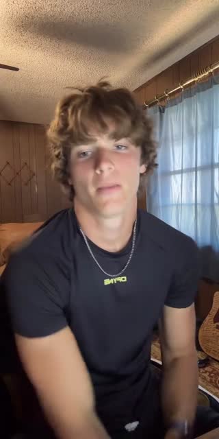 TikTok live: What’s Up! by @braydenberend