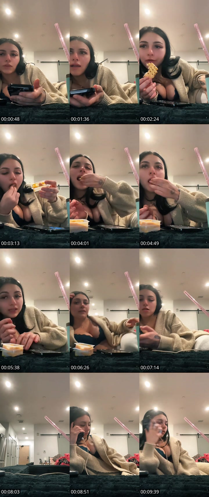 TikTok live: chill w me while i order chick by @babygurlhun